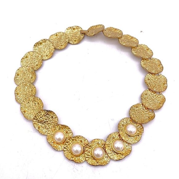 Vintage Link Hammered Disc Pearl Accents Necklace Gold Tone Fold Over Clasp 17" - Picture 1 of 5